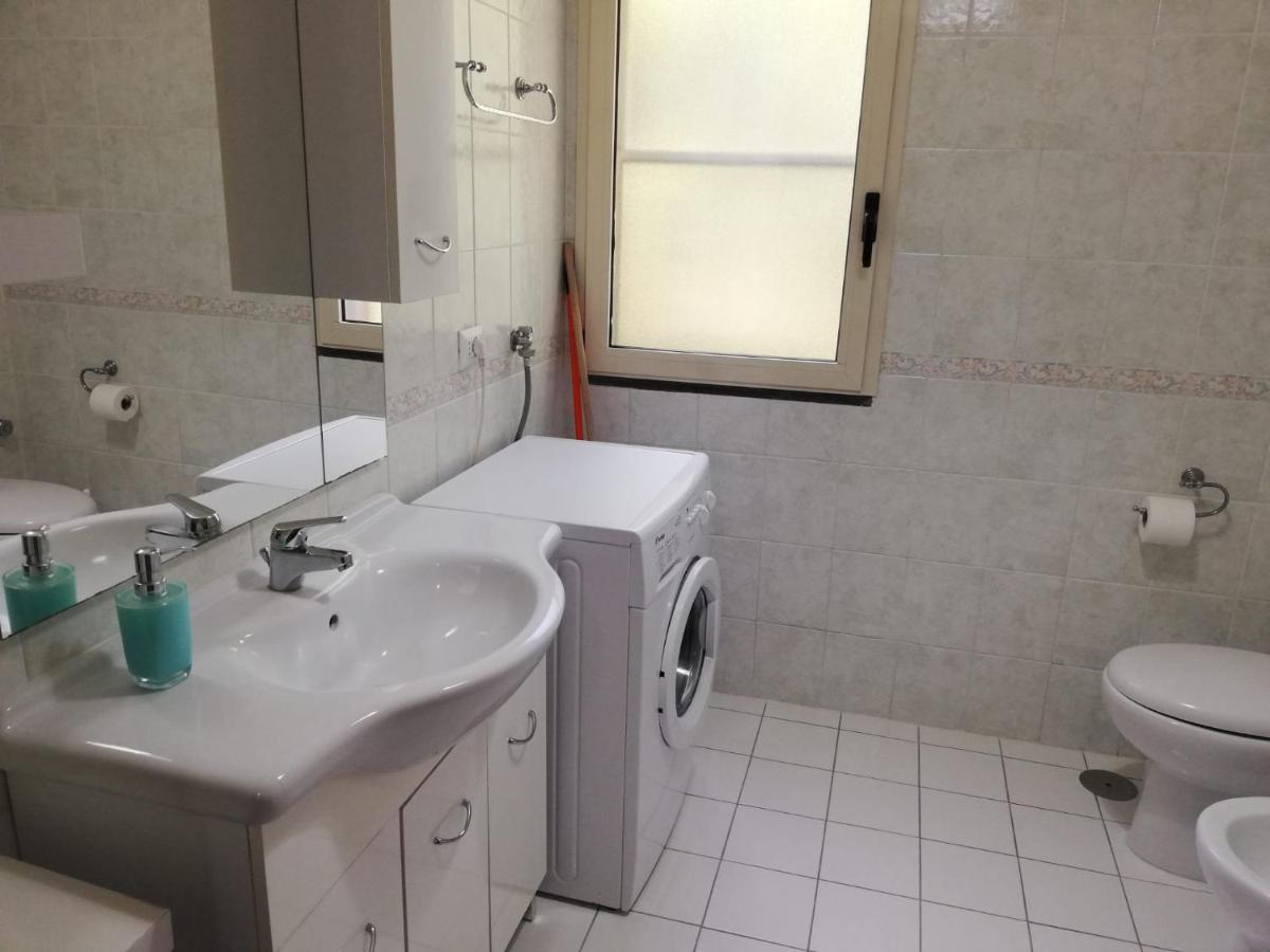 Depandance Con Piscina In Uso In Esclusivo In B&B SantʼAntonio Abate Exteriör bild